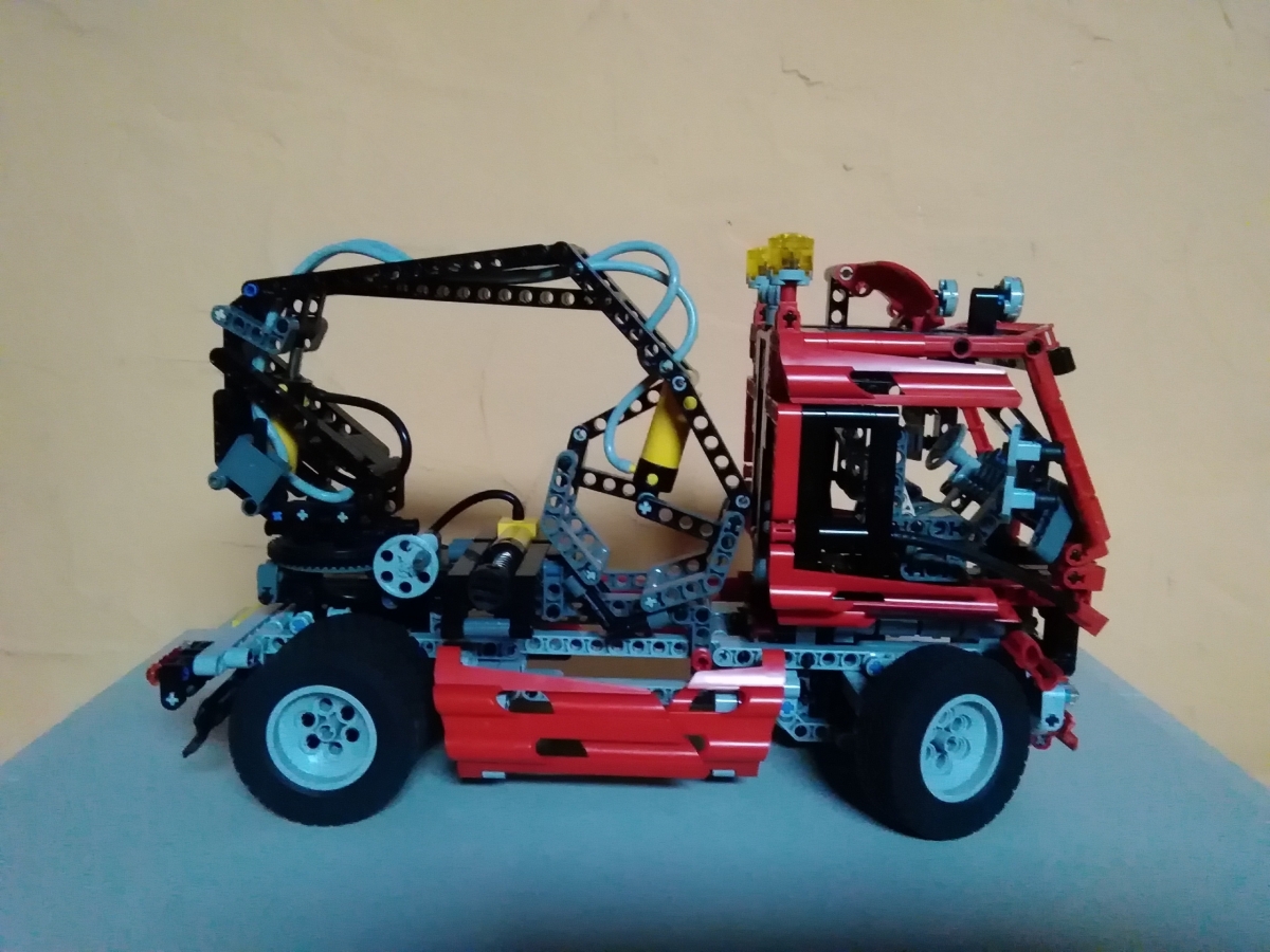 Lego Technic 8436 Truck